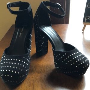 Platform heels crystal studs